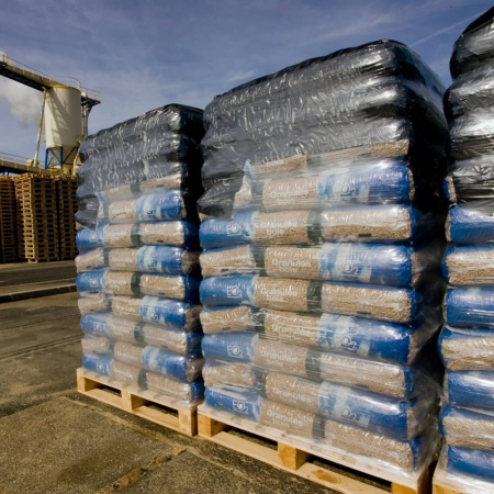 EO2 Holzpellets - Palette mit 66 Säcken à 15 kg - Rückzug in Chuzelles (38)